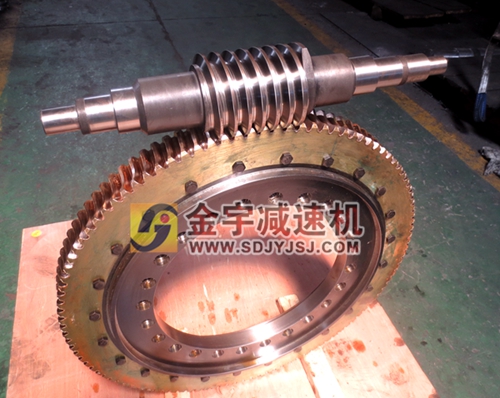 減速機,減速器,蝸輪蝸桿減速機,蝸輪蝸桿副,蝸輪減速機,蝸桿減速機,平面二次包絡減速機,包絡減速機,非標減速機,減速機型號,RV精密減速機,雙導程精密蝸輪蝸桿副,微型減速機,礦山用減速機,鋼廠專用減速機,硬齒面減速機,立式減速機,臥式減速機,圓弧齒蝸輪蝸桿減速機,切紙機專用減速機,輪胎定型硫化機,金宇減速機