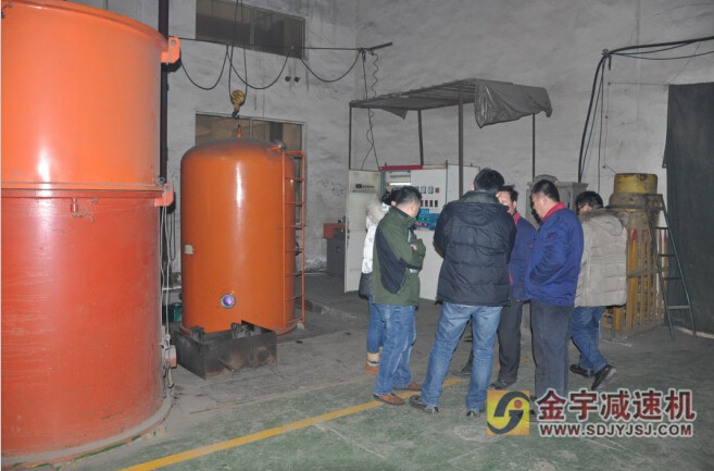 平面二次包絡減速機