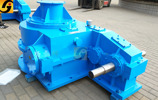 平面二次包絡減速機