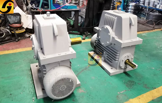 平面二次包絡減速機