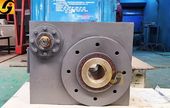 平面二次包絡減速機