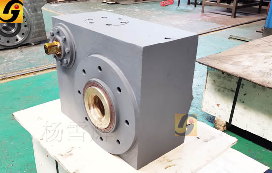 平面二次包絡減速機