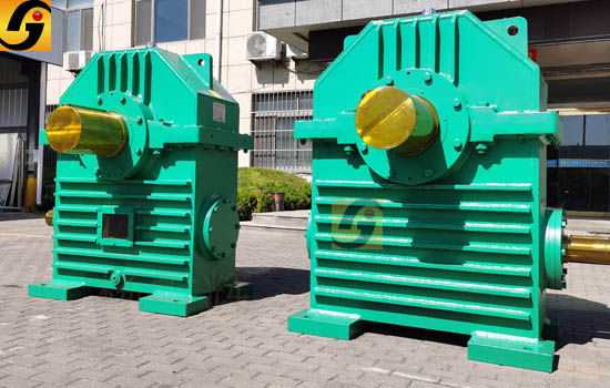 平面二次包絡減速機