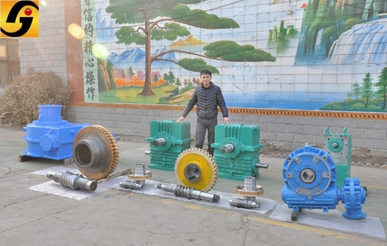 平面二次包絡減速機