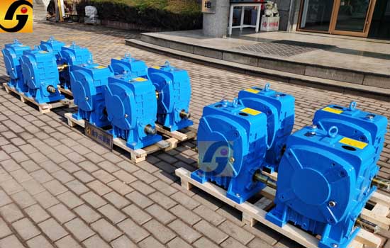 平面二次包絡減速機