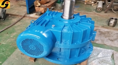 平面二次包絡減速機煤礦猴車用