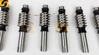 無間隙可調節蝸輪蝸桿副的應用