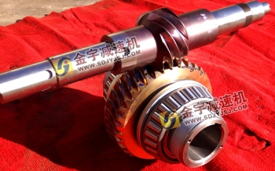 金宇減速機(jī)多頭蝸輪蝸桿減速機(jī)的設(shè)計(jì)與研發(fā)