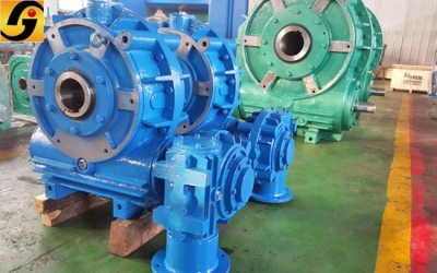 GCW系列雙級圓弧圓柱蝸桿減速機