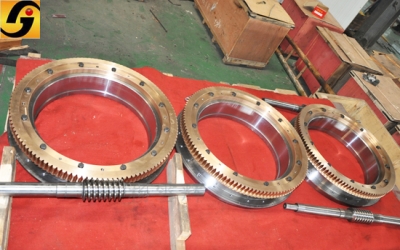 GMRV系列精密雙導(dǎo)程蝸輪蝸桿減速機(jī)