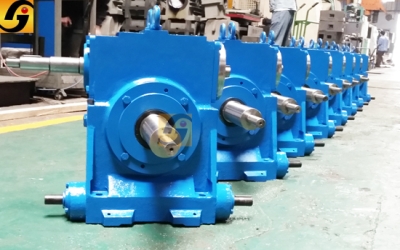 蝸輪蝸桿減速機的維護與試車