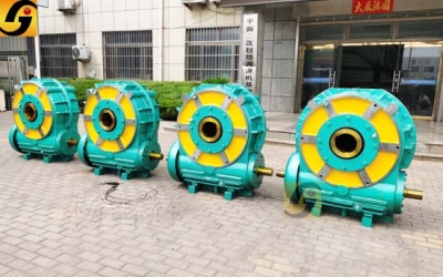 蝸輪蝸桿減速機的發熱和漏油問題