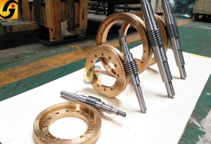 精密蝸輪蝸桿副與平面二次包絡齒型的區(qū)別