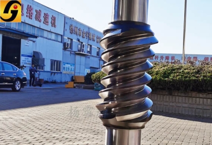 中心距800平面二次包絡蝸桿的工藝