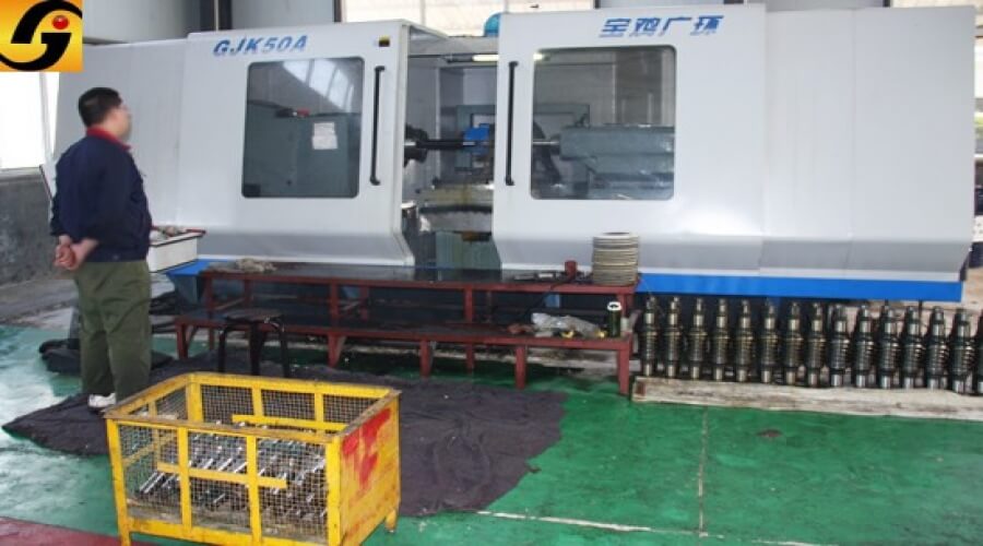 二次環面包絡蝸桿加工